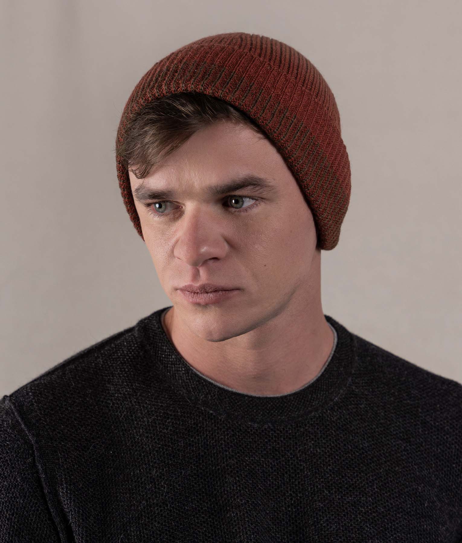 Reversible Ribbed Beanie - Rust Red And Heather Burgundy