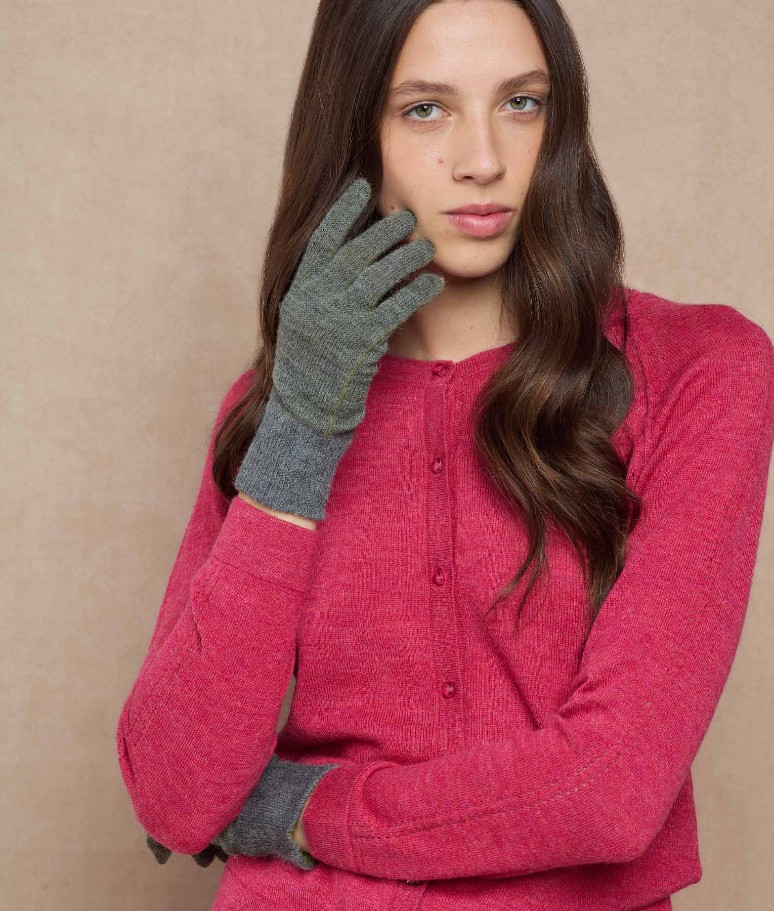 Basic Reversible Women Gloves
