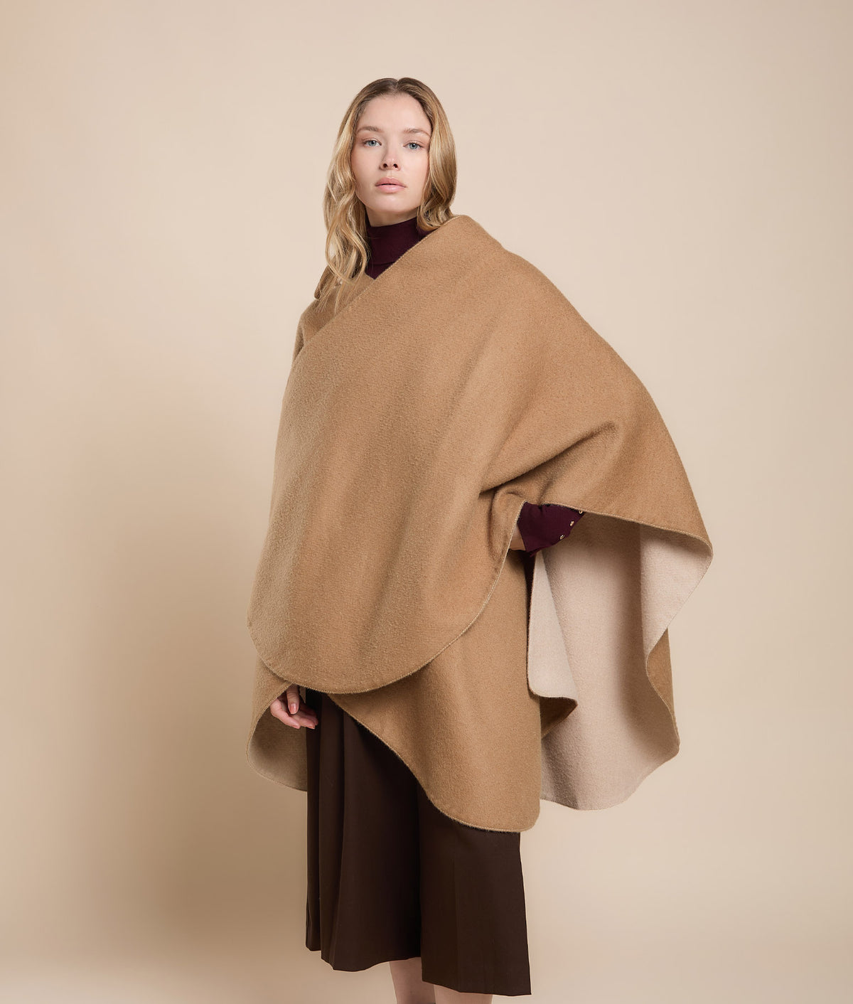 Baby Alpaca Reversible Soft Cape
