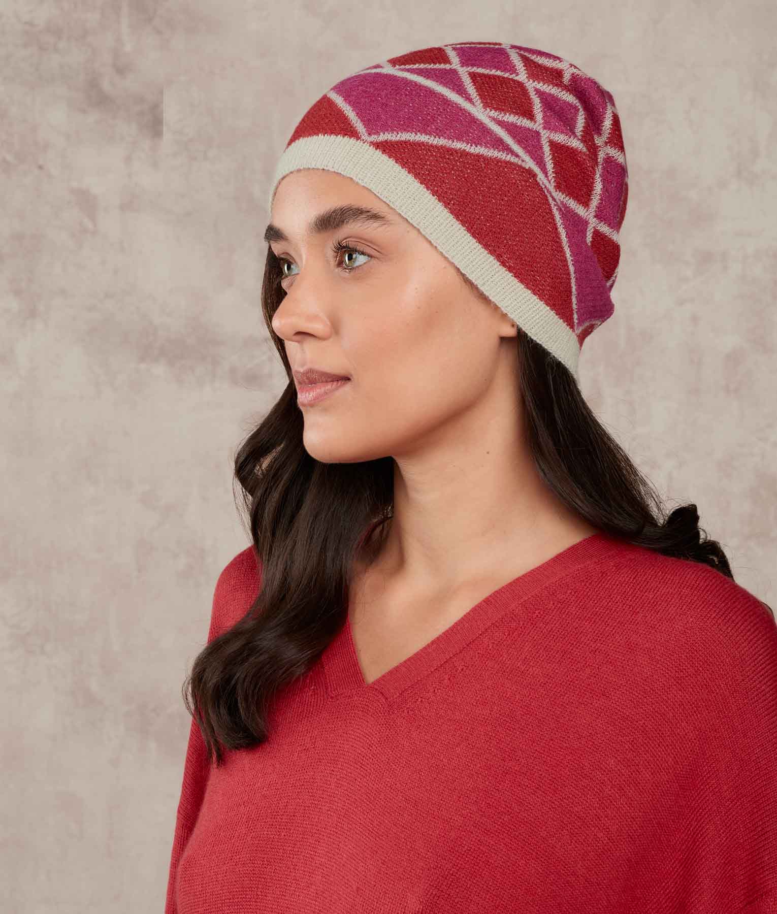 Brick On Brick Beanie - Egret and Pompeian red