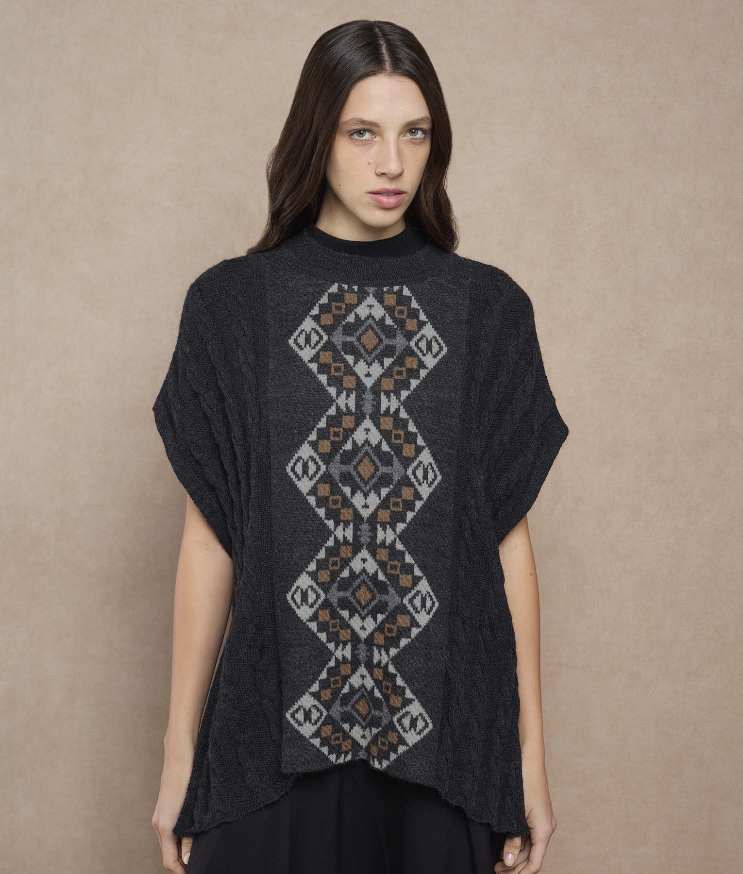 Cables & Structors Poncho