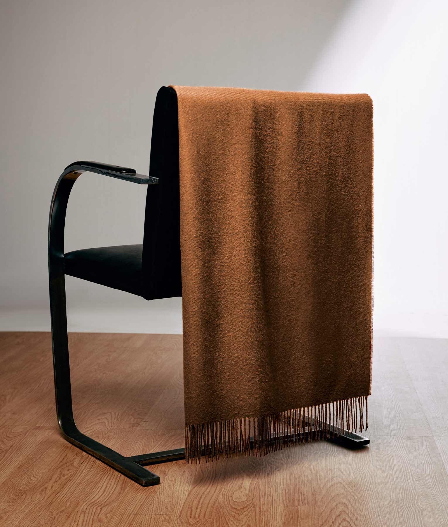 Classic Light Throw - Toasted Coconut