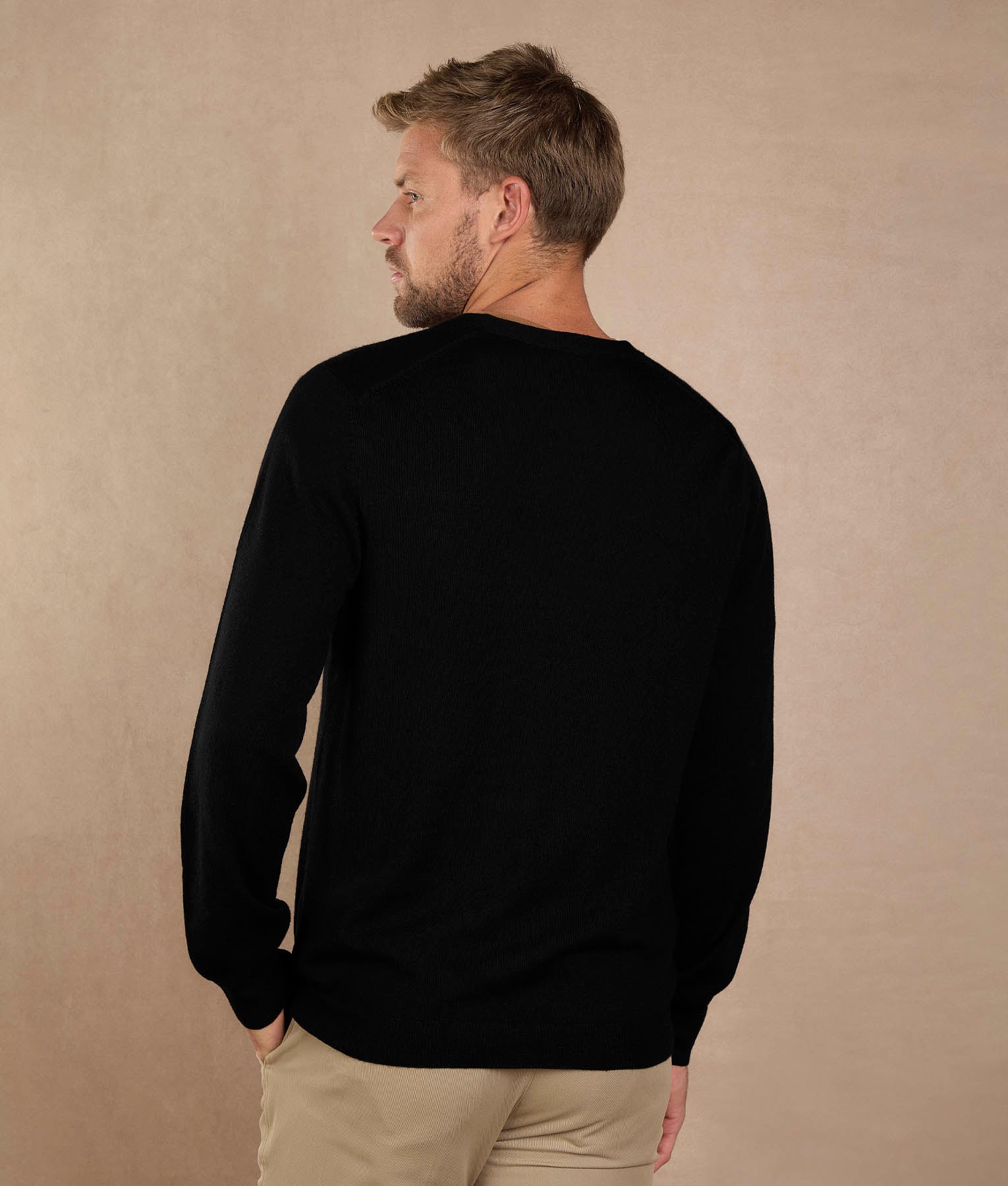 Super Baby Alpaca Black Sweater