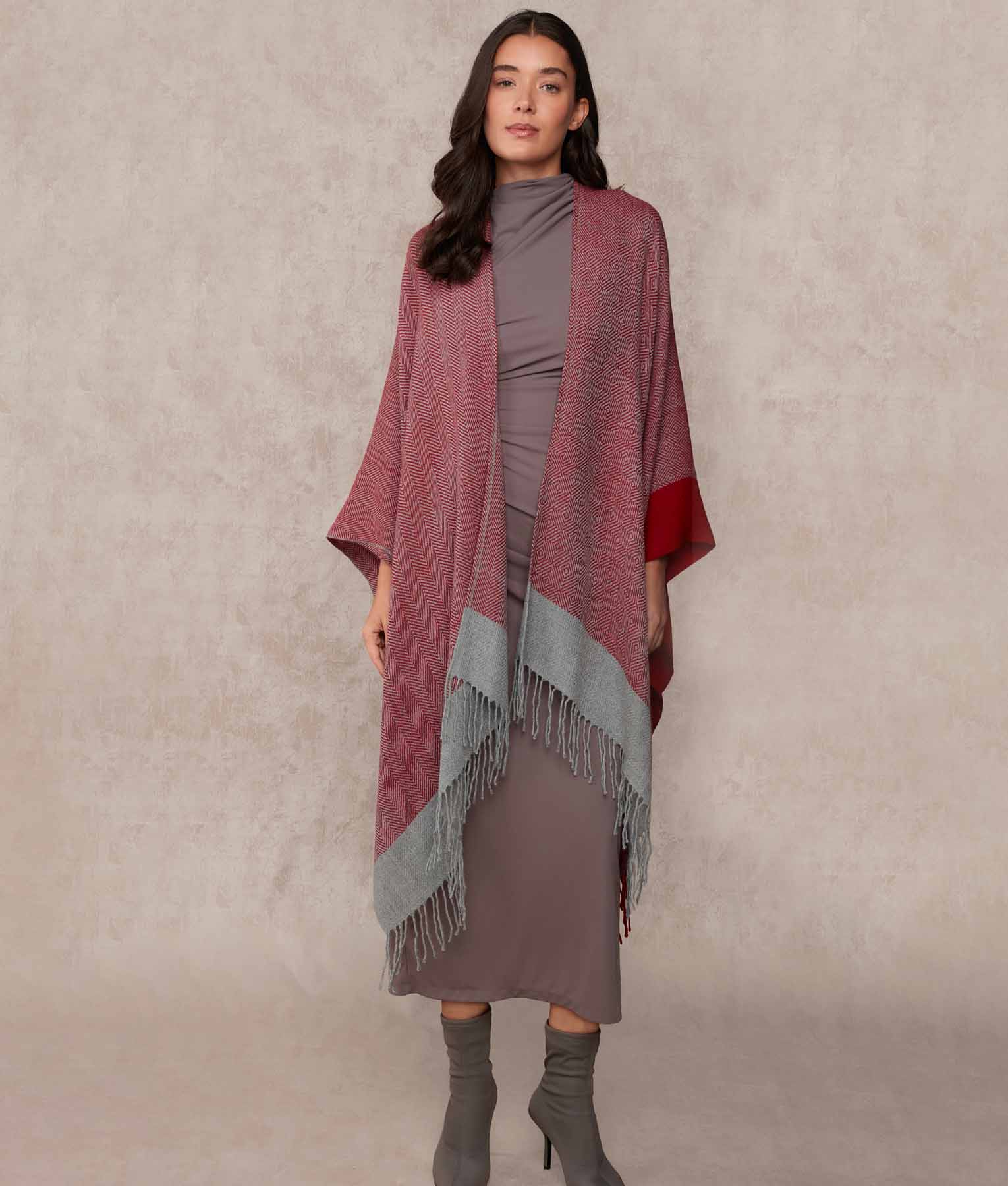 Ethnic Cape - Hot Pepper And Ghost Gray