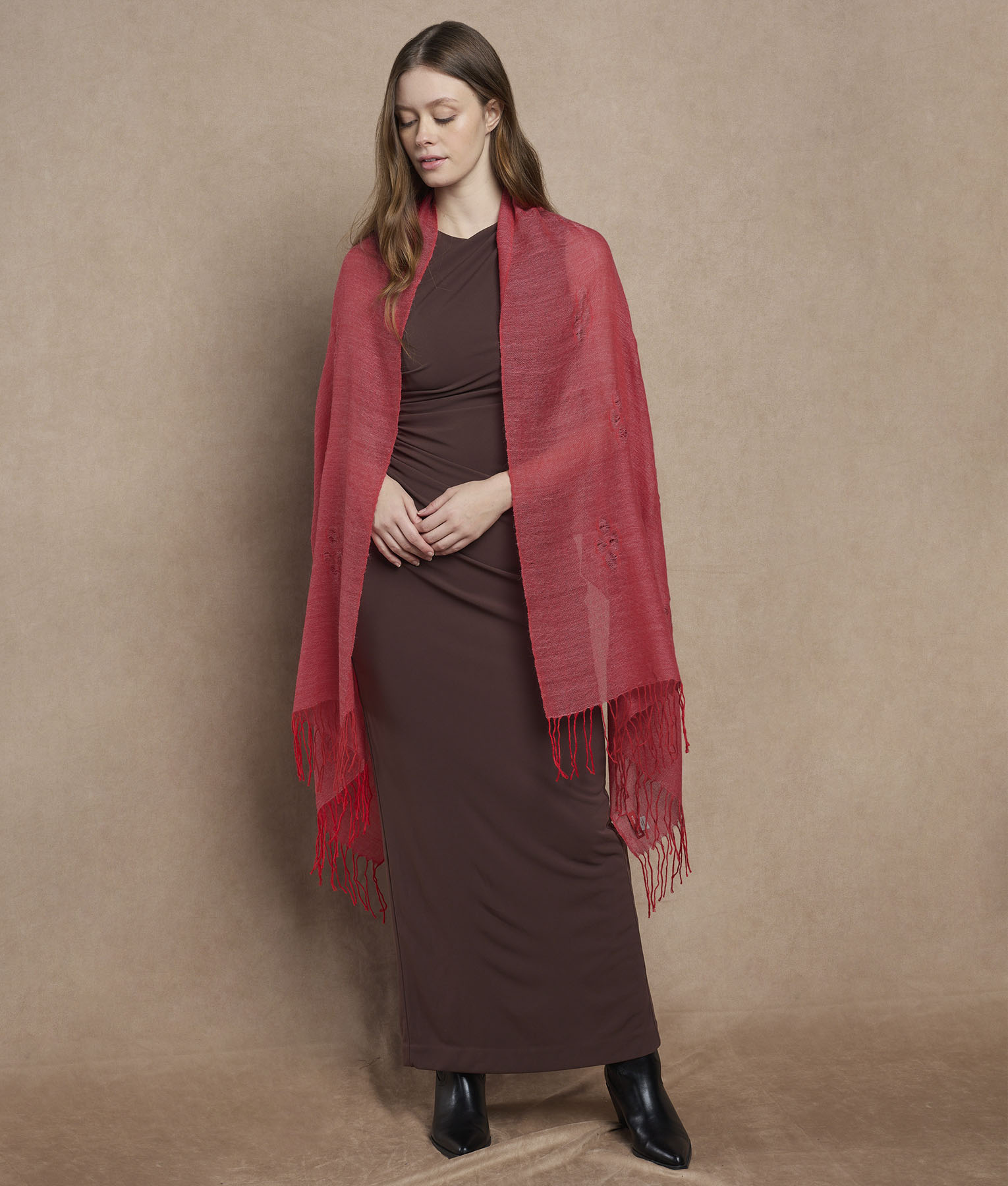 Cocos Twisted Fringe Stole - aurora red