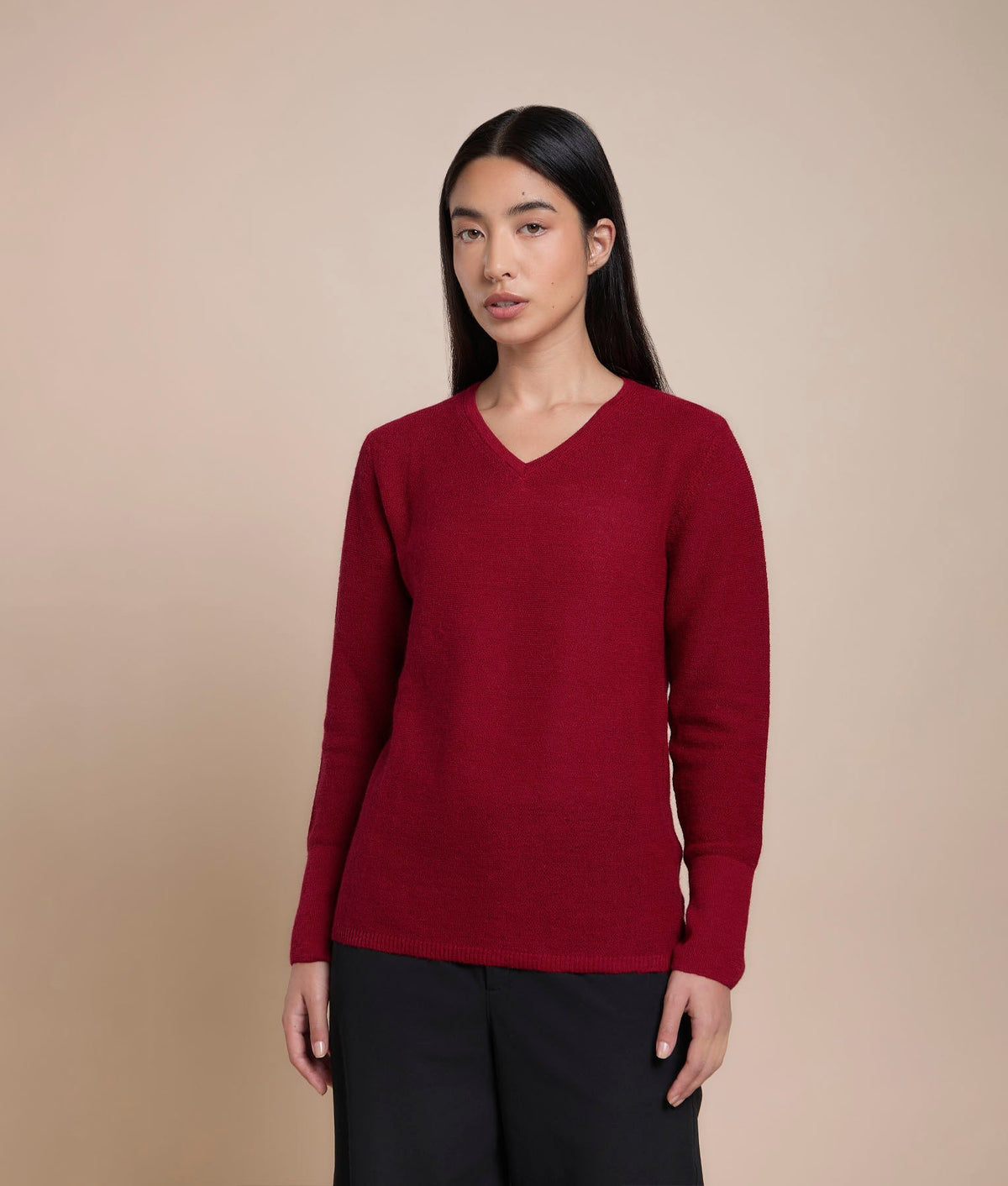 Basic V-Neck Links Sweater
