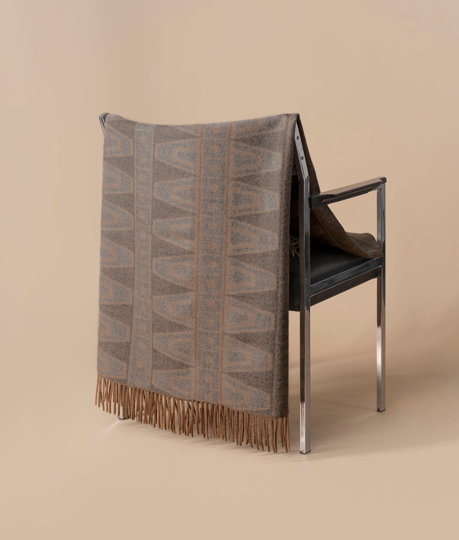 Las Andenas Throw - Steel Gray And Toasted Coconut
