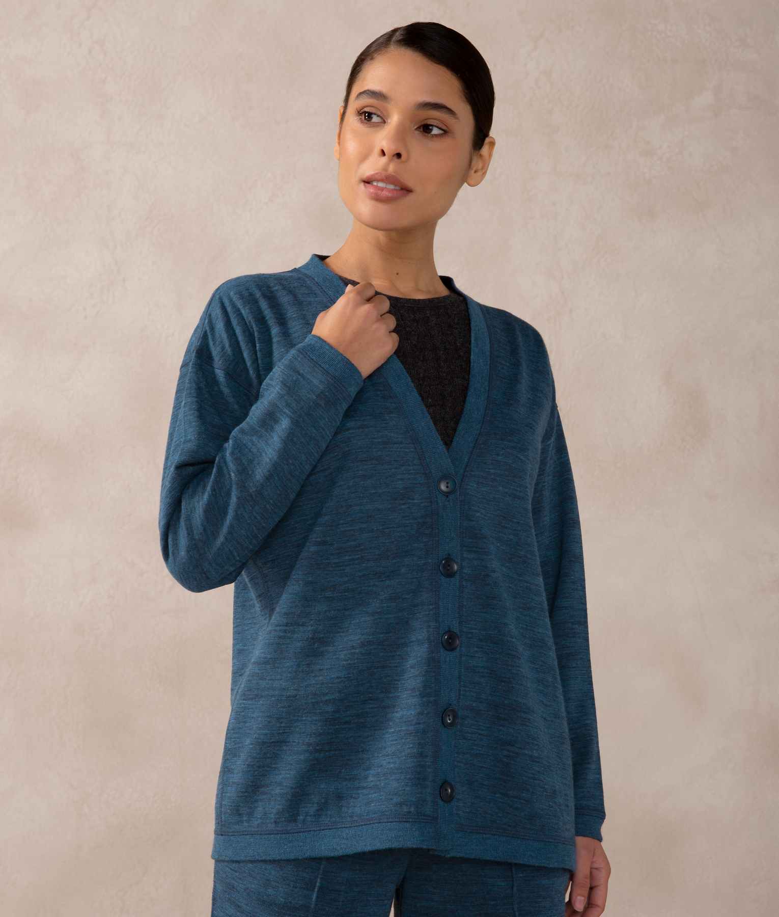 Women's Alpaca Sweaters & Cardigans - Shop online – Sol Alpaca USA
